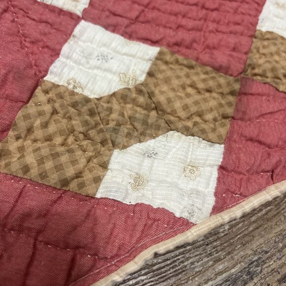 Vintage Handmade Bow Tie Pieced Single Quilt 73x66 - Picture 8 of 16